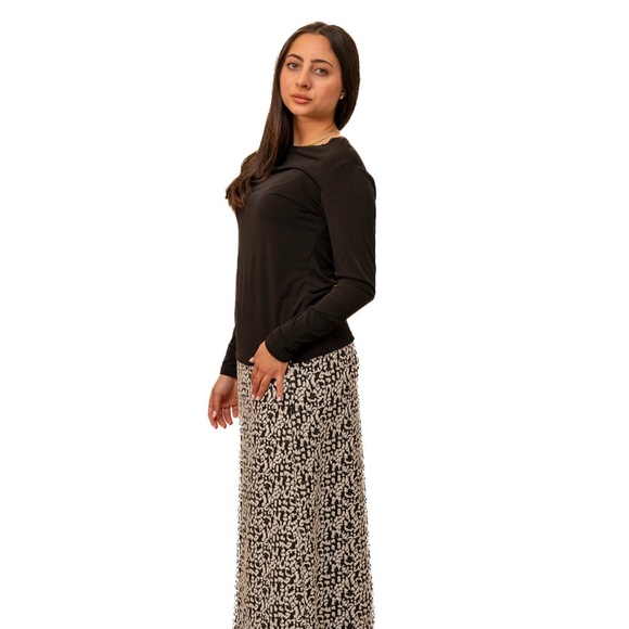 DEVORAH'S SECRET Modest Skirt Maxi Black & White Regular and Plus sizes - Picture 2 of 3